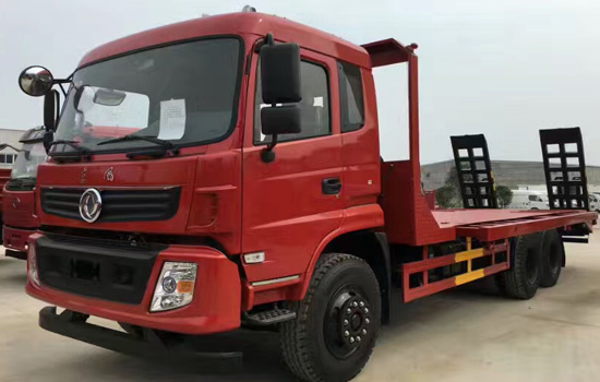 【國五】東風(fēng)后八輪挖機(jī)平板車