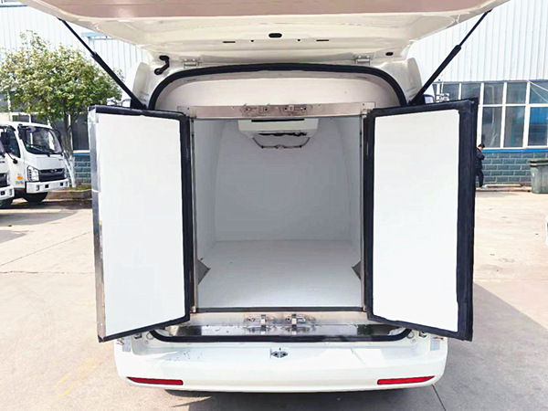 程力冷藏車制冷機(jī)組故障自查與處理