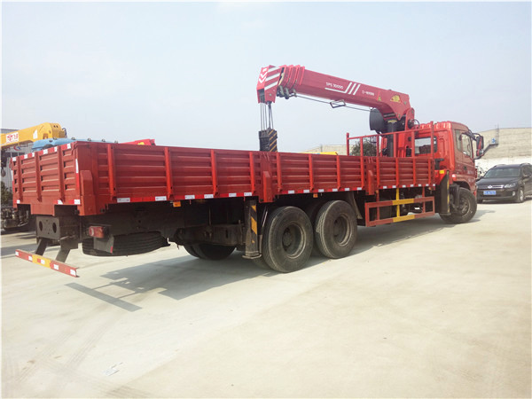 東風(fēng)后雙橋三一12噸隨車(chē)吊