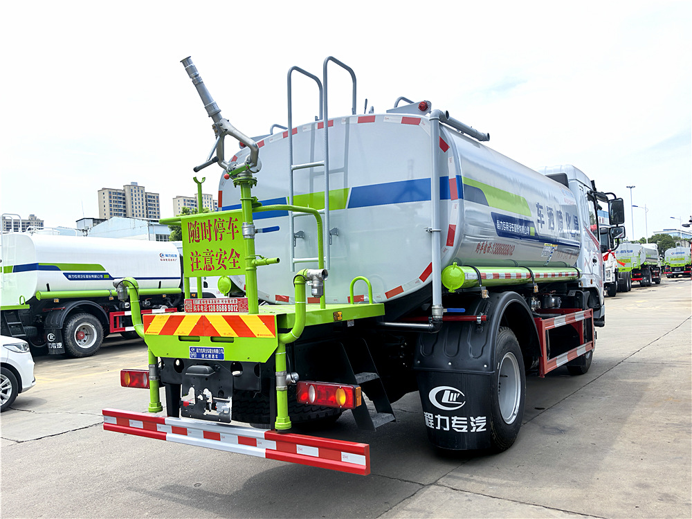 東風華神F5灑水車