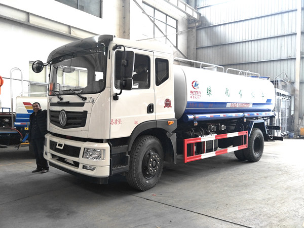 湖北程力東風(fēng)15噸灑水車價格降倒冰點