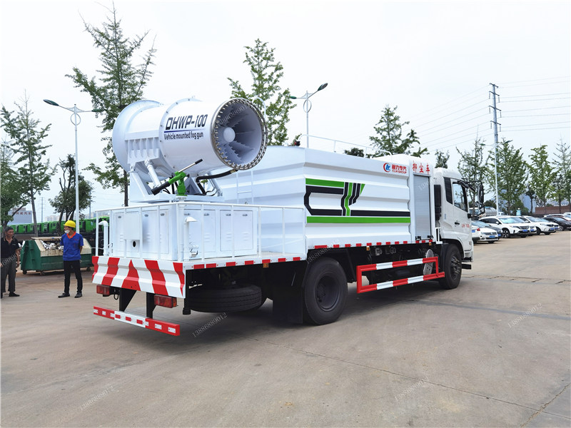 東風天錦12噸霧炮車調(diào)試完畢發(fā)車