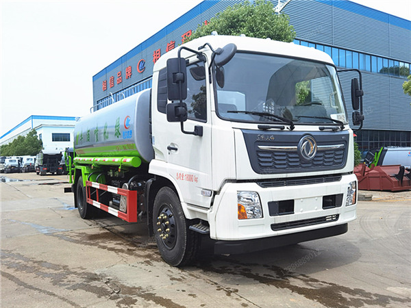 東風天錦灑水霧炮車