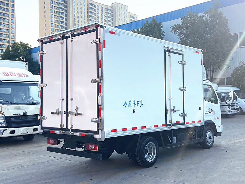福田歐馬可M卡冷藏車