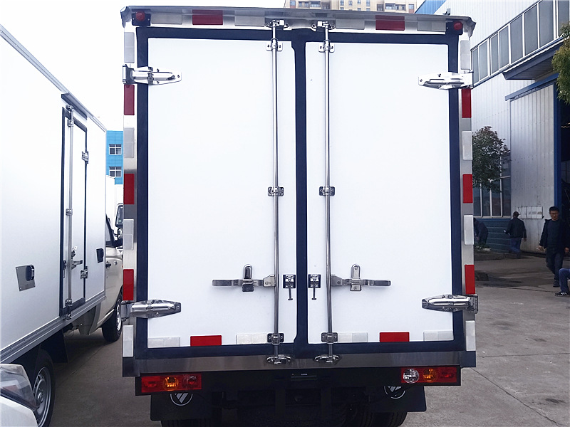 躍進小福星藍牌國六冷藏車